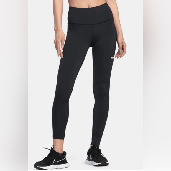 RVCA Pants - RVCA Women’s Essential Black Leggings M